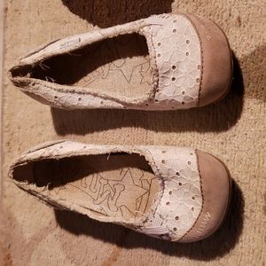 Mudd size 6.5 slip on